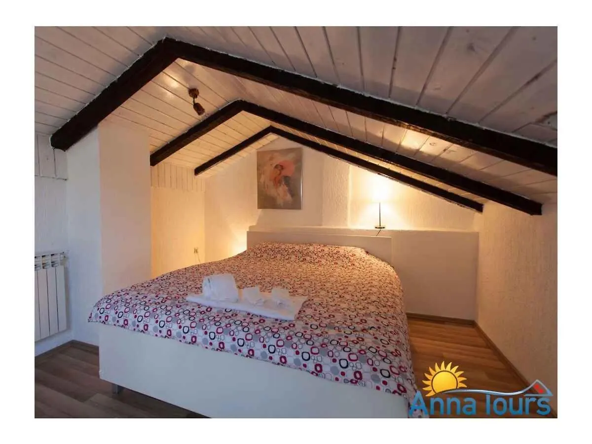 Apartment In Njivice - Insel Krk 45792
